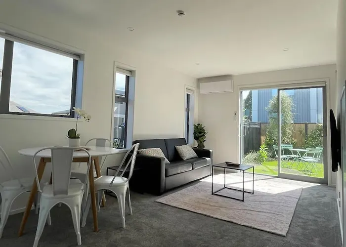 Stylish Suite On Mohua